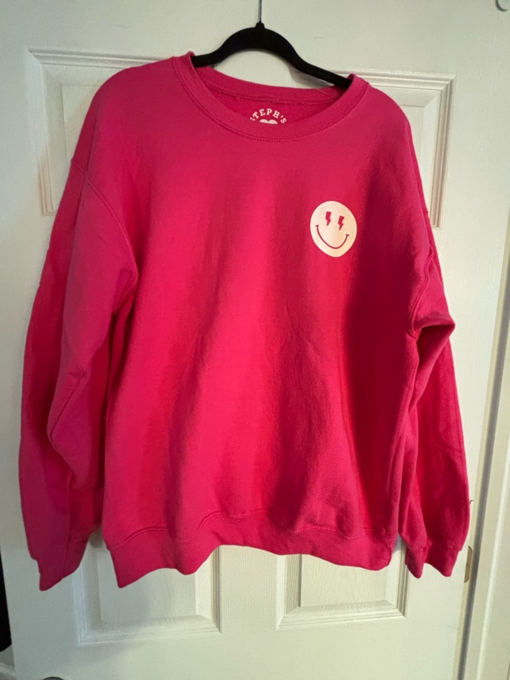 Hot Pink Smiley Crewneck Sweater L